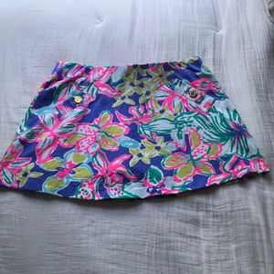 Gently worn elastic waistband Lilly Pulitzer skort